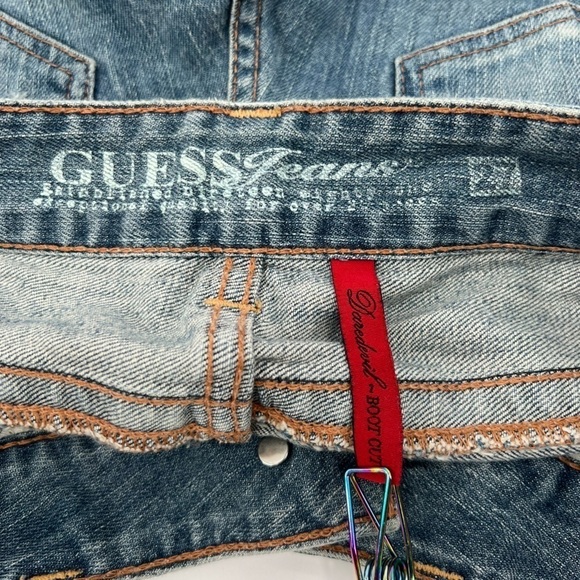 Guess Jeans Daredevil Bootcut Distressed Denim Jeans Size 27 Women's - Picture 2 of 6